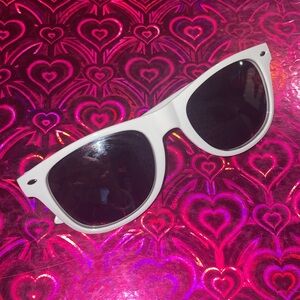 White sunglasses ☀️🩵